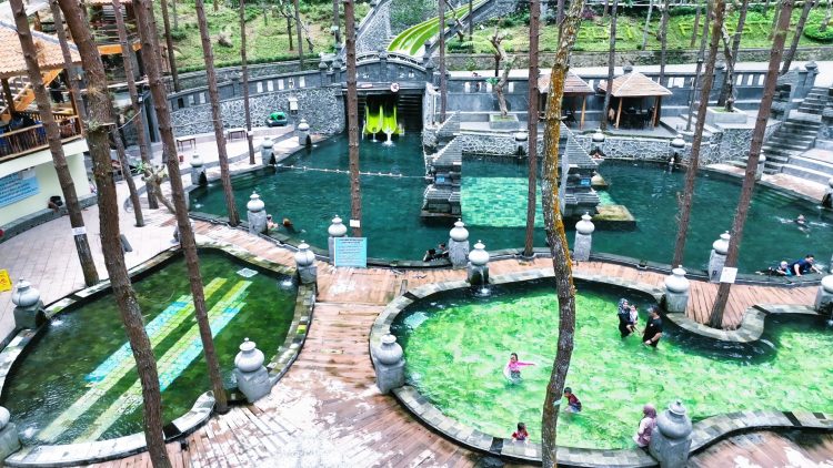 Lima Tahun Terakhir, 2,8 Juta Wisatawan Kunjungi Objek Wisata Guci (Foto: Dok Pemkab Tegal)
