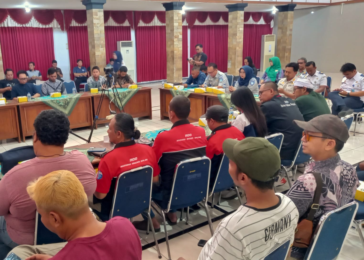 Lewati Berbagai Tahapan, Penyesuaian Tarif Angkutan Sewa Khusus Capai Titik Temu (Foto: Dok Diskominfo Jateng)