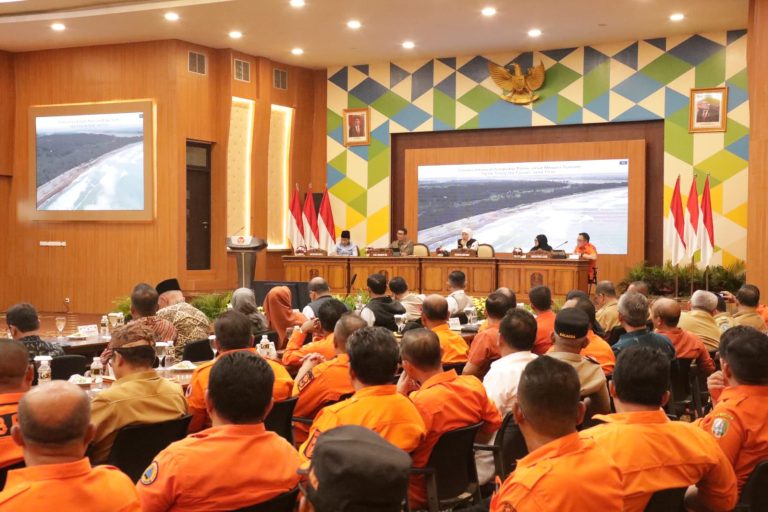 Kepala BNPB Suharyanto: Selama 2023, Bencana yang Terjadi di Indonesia Sudah 3.089 Kali (Foto: Dok BNPB)