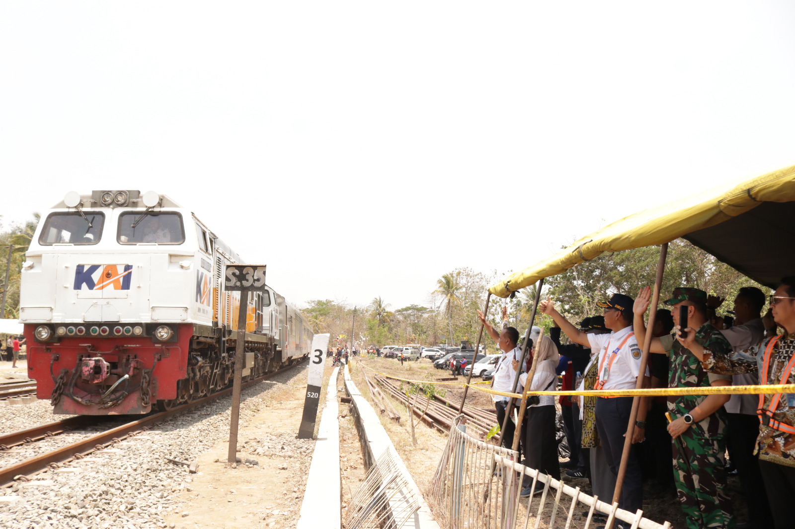 Jalur Sentolo – Wates Kembali Normal, Hampir semua Keberangkatan Perjalanan KA Tepat Waktu (Foto: Dok PT KAI)