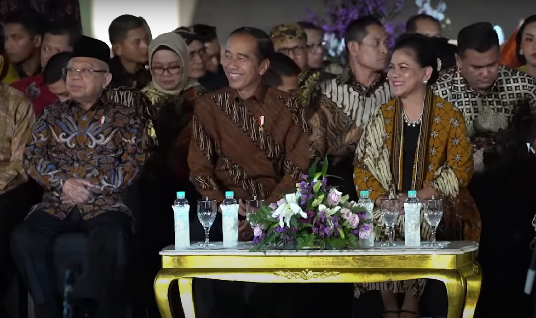 Presiden Berharap Istana Berbatik Tumbuhkan Kebanggaan Masyarakat Terhadap Batik (Foto: Dok BPMI Setpres)