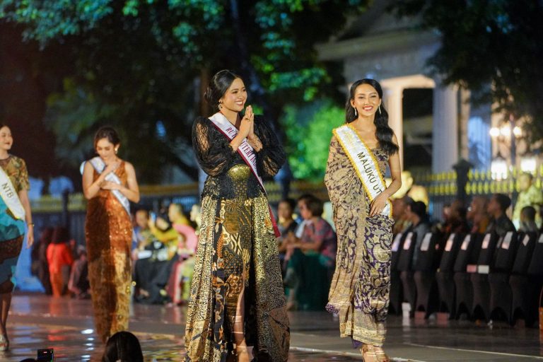 Wamenparekraf: Batik Bagian Kehidupan Masyarakat dan Diplomasi Budaya Indonesia (Foto: Dok Kemenparekraf)