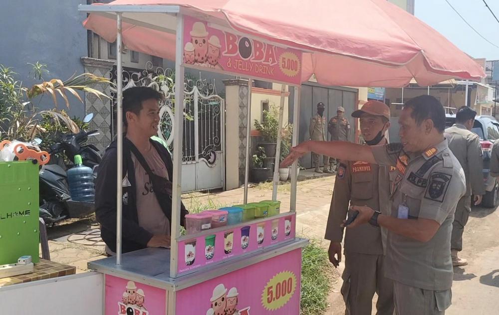Berikan Pejalan Kaki Ruang, PKL Diberi Jadwal Buka Lapak (Foto: Dok MC Batang)
