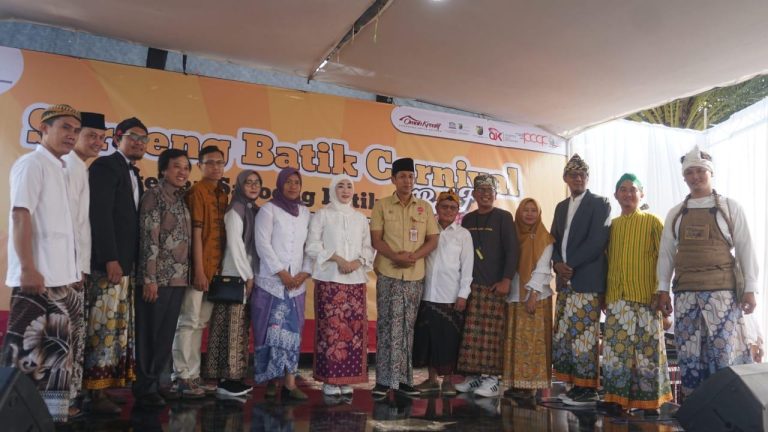 Saroeng Batik Carnival 2023, Wujud Jaga Tradisi Khas Kota Pekalongan (Foto: Dok Timkom Pemkot Pekalongan)