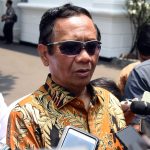 Mahfud MD memberikan keterangan pers di Komplek Istana Kepresidenan Jakarta, Kamis (12/10). (Foto: Dok Humas Setkab)