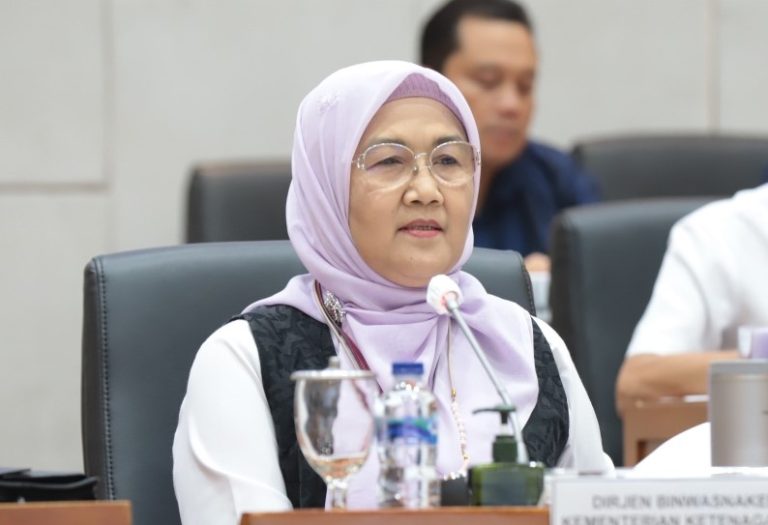 Kemnaker Pulangkan 32 Pekerja Migran Hasil Sidak di Bandara Kertajati (Foto: Dok Biro Humas Kemnaker)