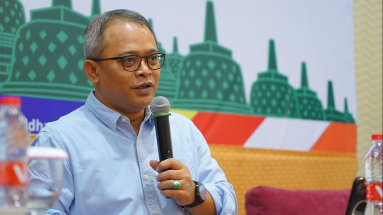 Stafsus Menag: Chattra, Kerinduan Umat Buddha Akan Kesempurnaan Candi Borobudur (Foto: Dok Kemenag)