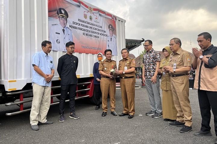 Wonosobo Ekspor Perdana Salak dan Nanas ke Kanada (Foto: Dok Pemkab Wonosobo)