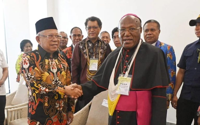 Lakukan Pendekatan Berbeda, Uskup Jayapura Puji Wapres (Foto: Dok BPMI Setwapres)