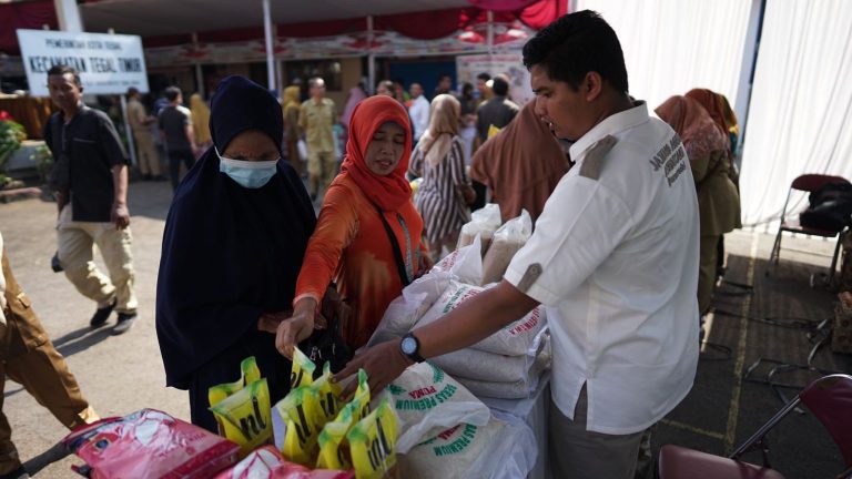Fasilitasi Distribusi Beras dan Telur, Pemprov Jateng Gulirkan Rp350 Juta untuk Stabilkan Harga (Foto: Dok Diskominfo Jateng)