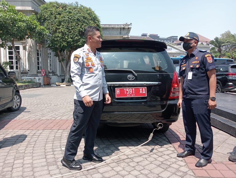 Bagian dari Ramp Check, Dishub Kota Semarang Uji Emisi Kendaraan Dinas (Foto: Dok Pemkot Semarang)