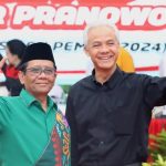 Ganjar-Mahfud Dafar Capres-Cawapres, Serahkan Visi Misi Berbentuk Pop up dan Barcode ke KPU RI