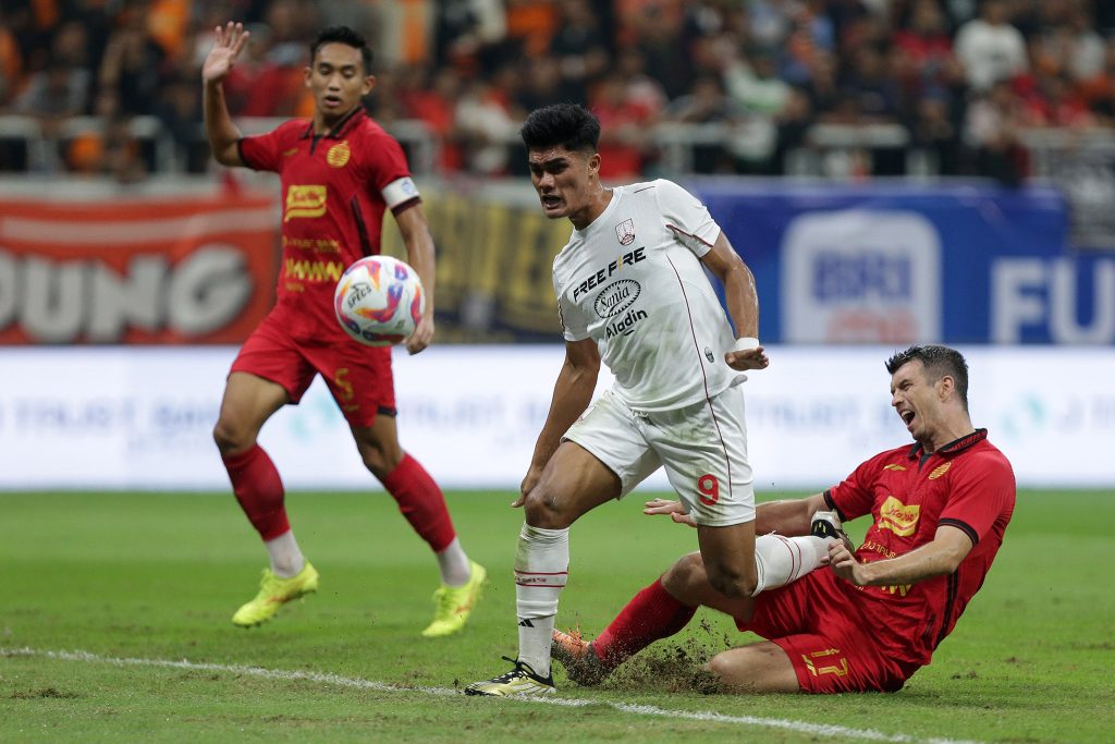 Persija vs Persis Solo dok Persis