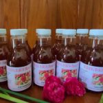tak hanya untuk dipandang, mawar juga bisa dinikmati sebagai wedang mawar