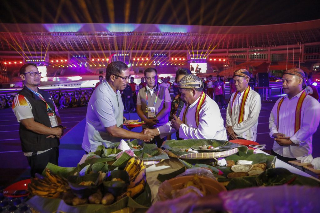 05102024--potong tumpeng--02