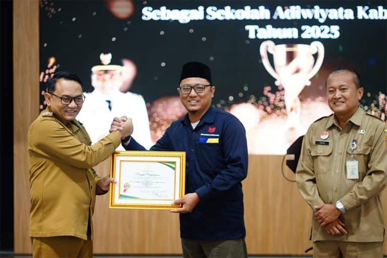 Sekolah Adiwiyata Kabupaten 2025 dok SPSS a