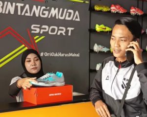 Bintang Muda Sport Pati menjual produk original perlengkapan olahraga